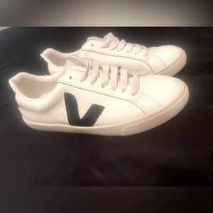 Veja sneakers